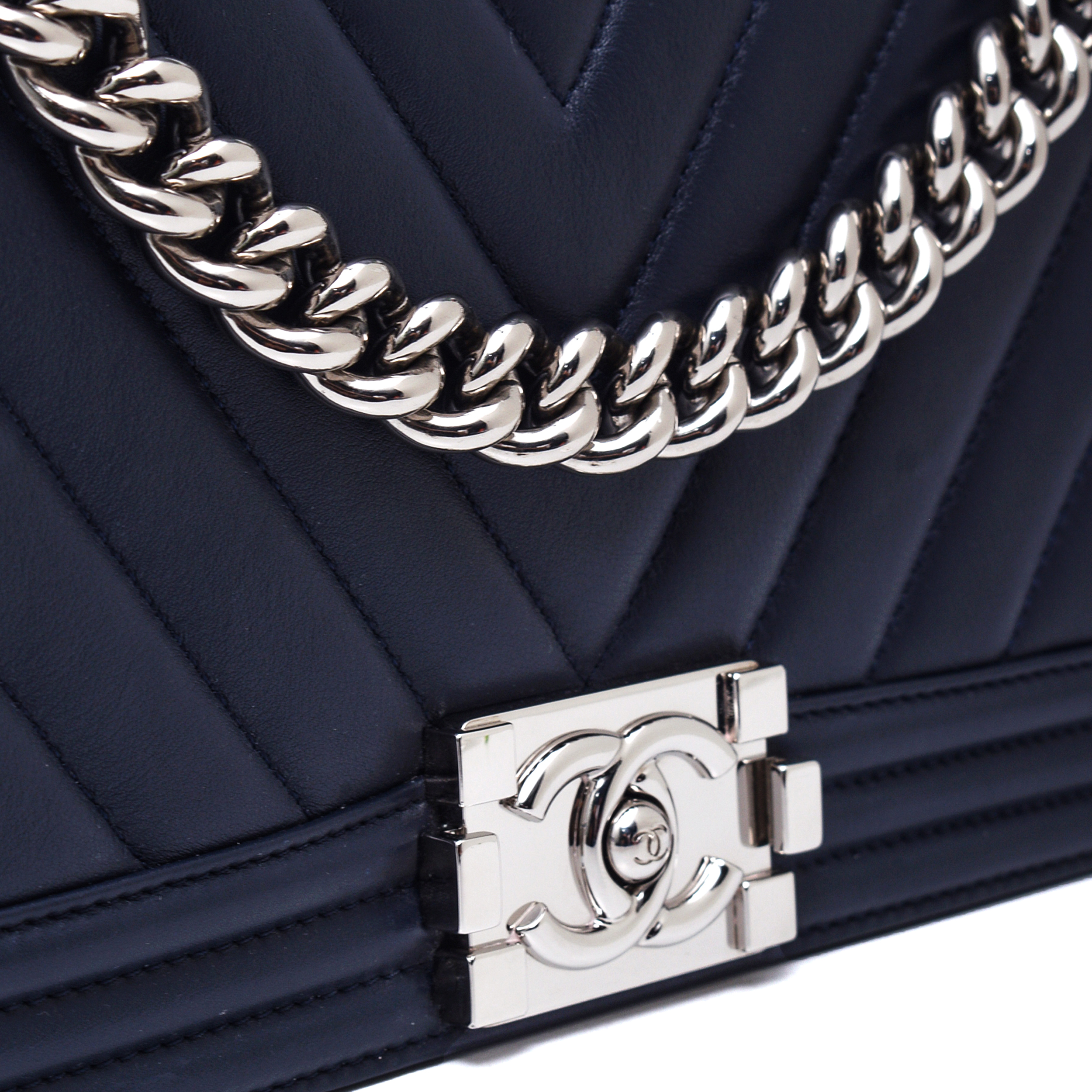 Chanel - Navy Blue Chevron Lambskin Leather Medium Le Boy Bag